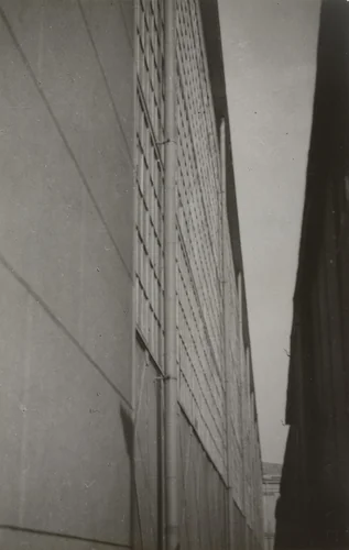 Wall of Brianskii Railway Station, Moscow by Aleksandr Rodchenko, photograph, 1927