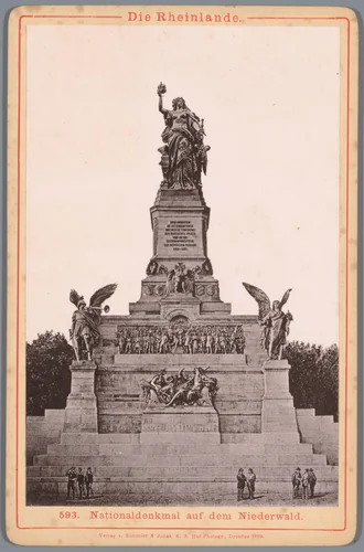 Gezicht op het Niederwalddenkmal by anonymous, photograph, 1890
