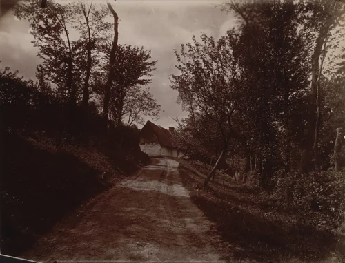 Abbeville (chemin) by Eugène Atget, photograph, 1900