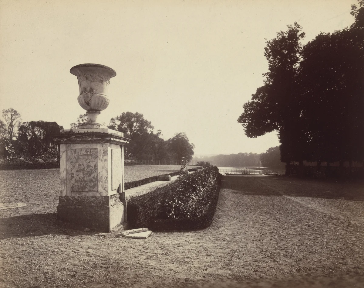 Trianon by Eugène Atget, photograph, 1901