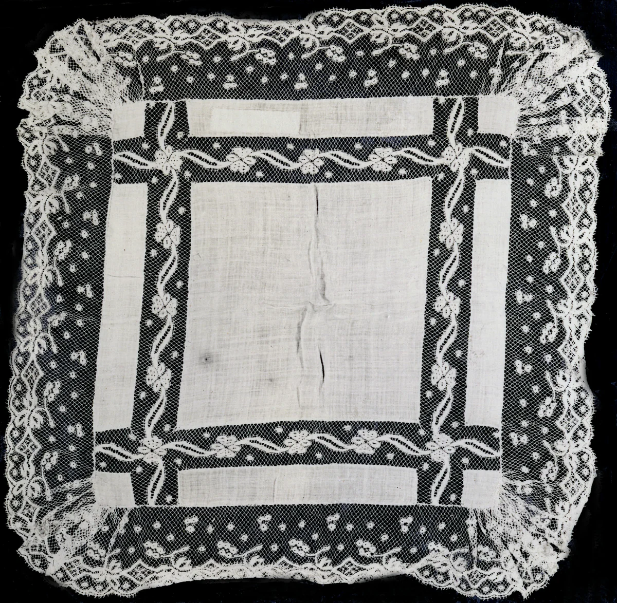 Handkerchief by Belgium, textile, 1875-1900