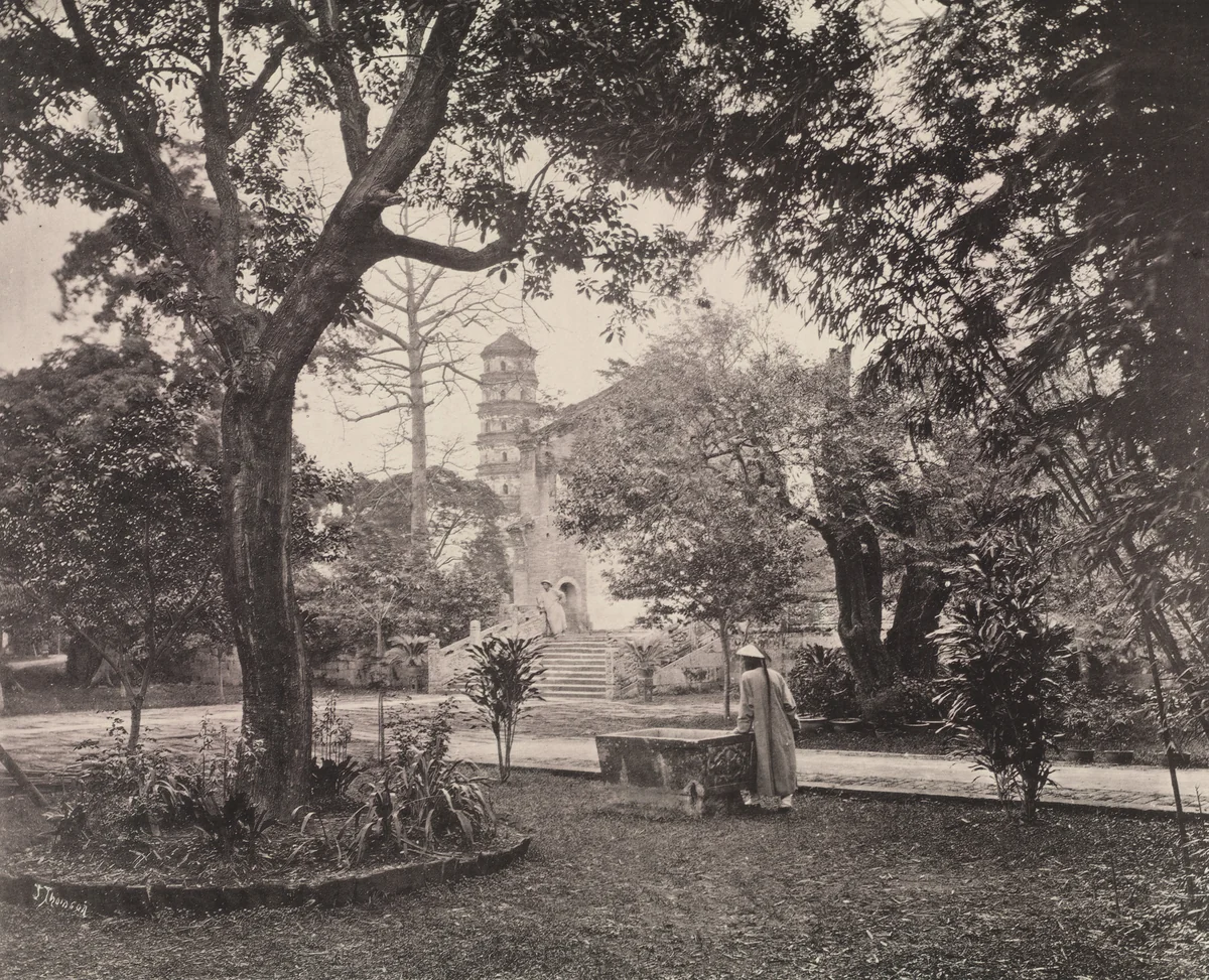The British Consular Yamun, Canton by John Thomson, photograph, 1873