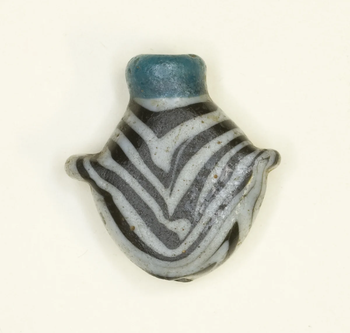Amulet of a Heart by Egyptian, metalwork, -1350