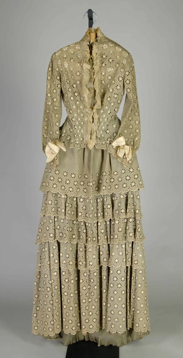 Morning dress by House of Worth, artwork, 1878-1882