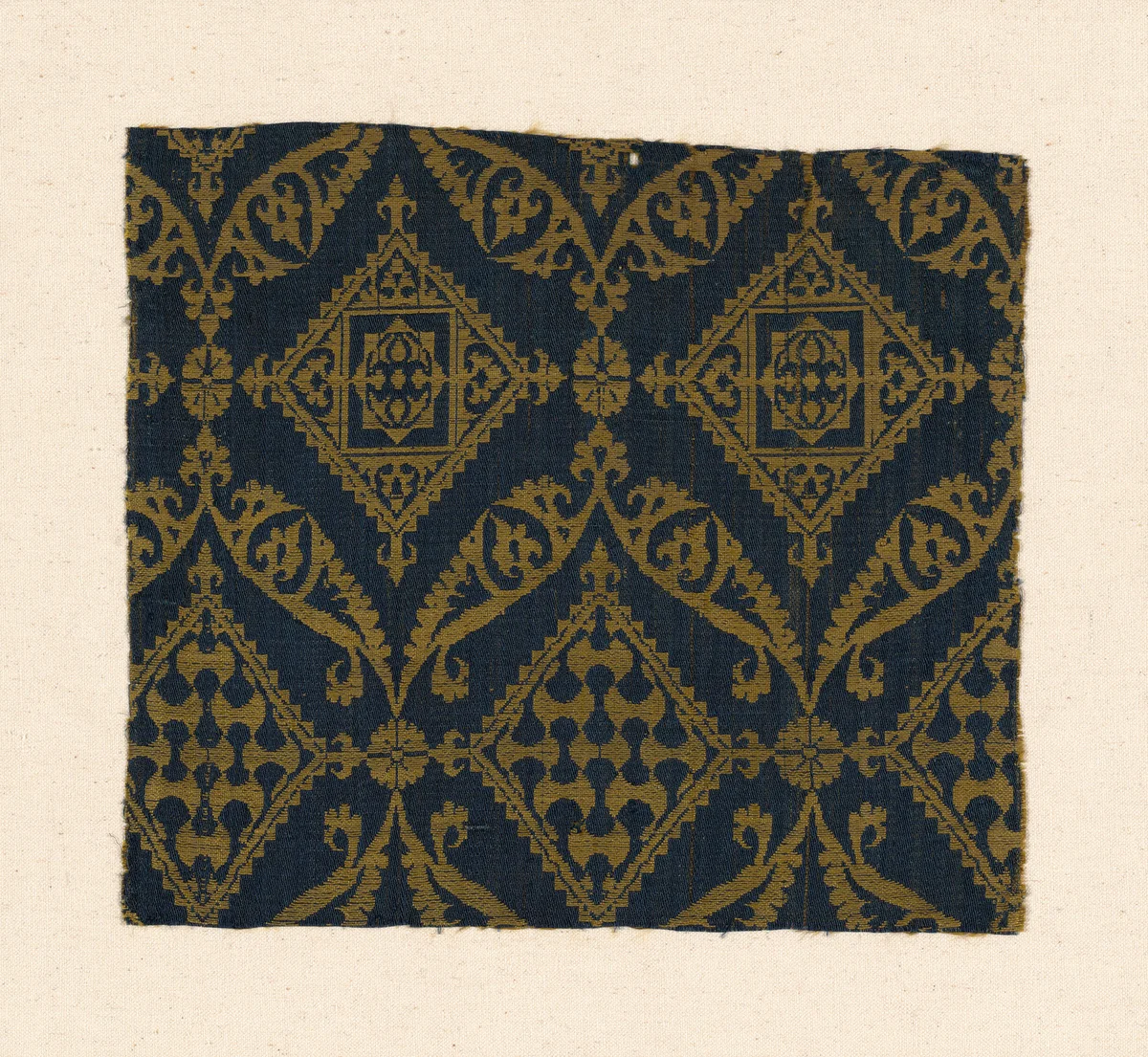 Fragment by Egypt, textile, 1367-1500