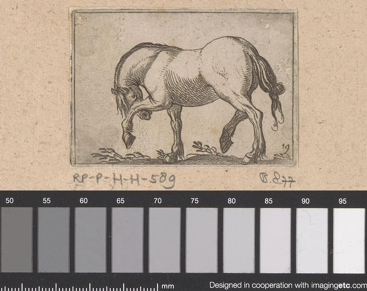 Klauwend paard naar links gewend by Antonio Tempesta, print, 1565-1630