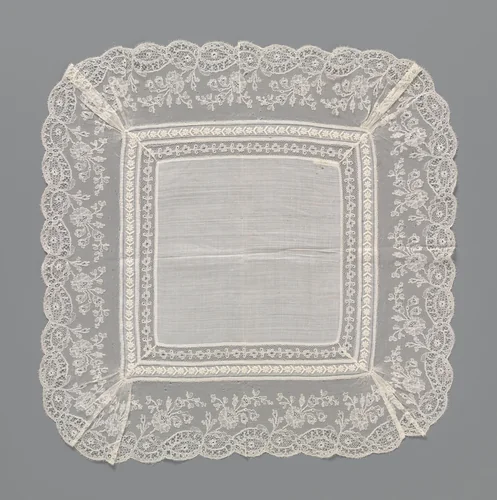 Zakdoek van batist met een drievoudige rand van kloskant en borduurwerk by anonymous, textile, 1800-1899