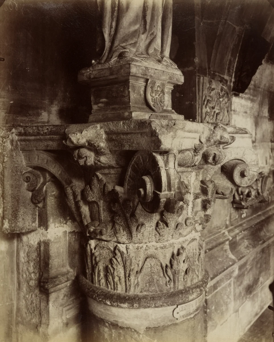 Cluny. Chapiteau. Hôtel de Ville de Paris by Eugène Atget, photograph, 1911
