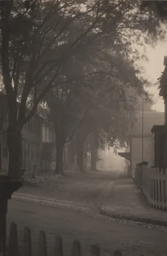 New England Street by Clarence H. White, photograph, 1907