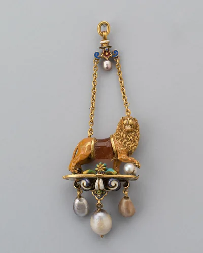 Pendant with a Lion by European, metalwork, 1600-1699