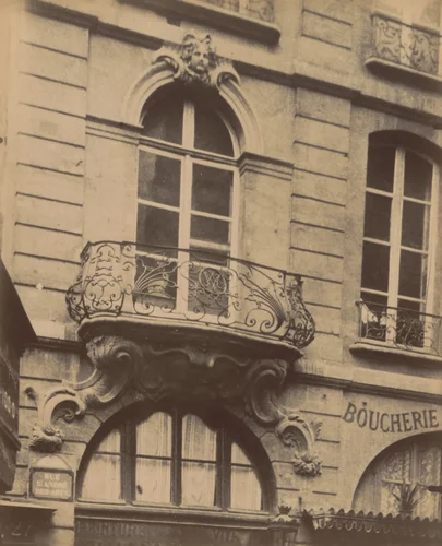 27 rue Saint-André-des-Arts by Eugène Atget, photograph, 1899