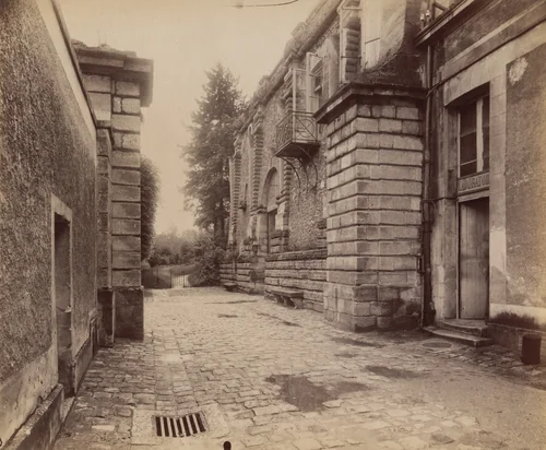Meudon, Ancien château by Eugène Atget, photograph, 1902