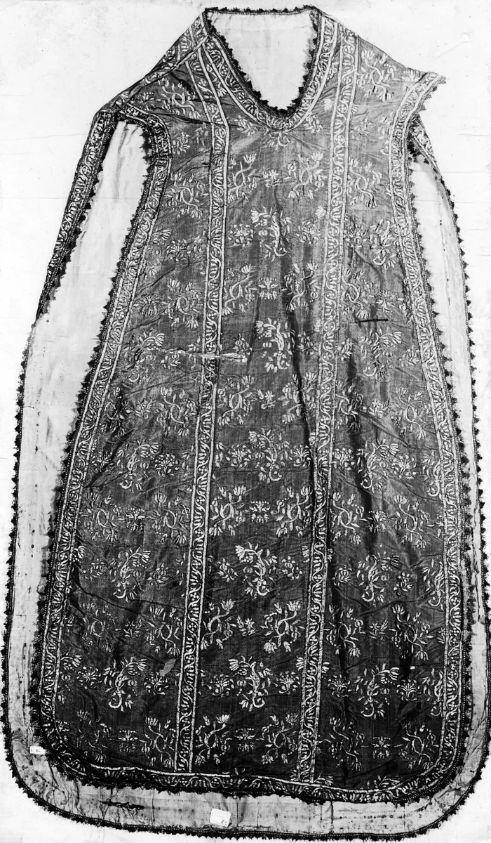 Chasuble by Spain, textile, 1775-1825