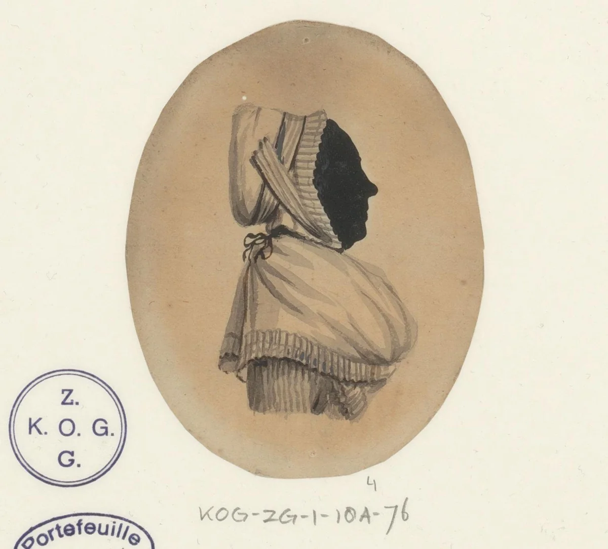 Silhouetportret van een onbekende vrouw in klederdracht by anonymous, drawing, 1775-1849