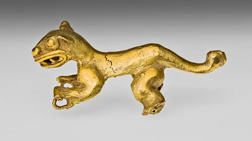 Pendant in the Form of a Jaguar by Probably Veraguas, metalwork, 1300-1500