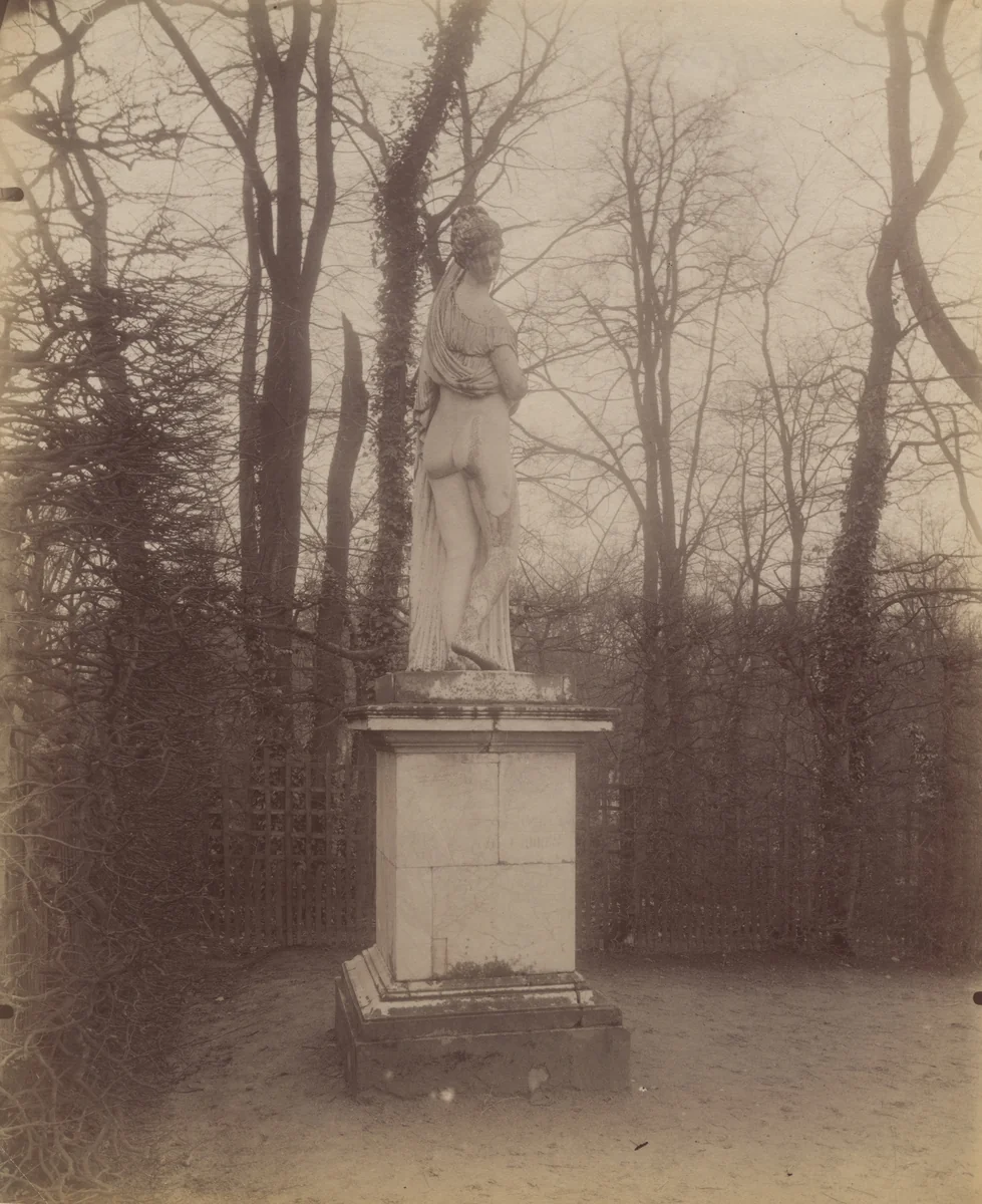 Versailles, Le Parc by Eugène Atget, photograph, 1906