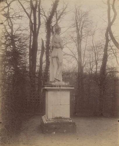 Versailles, Le Parc by Eugène Atget, photograph, 1906