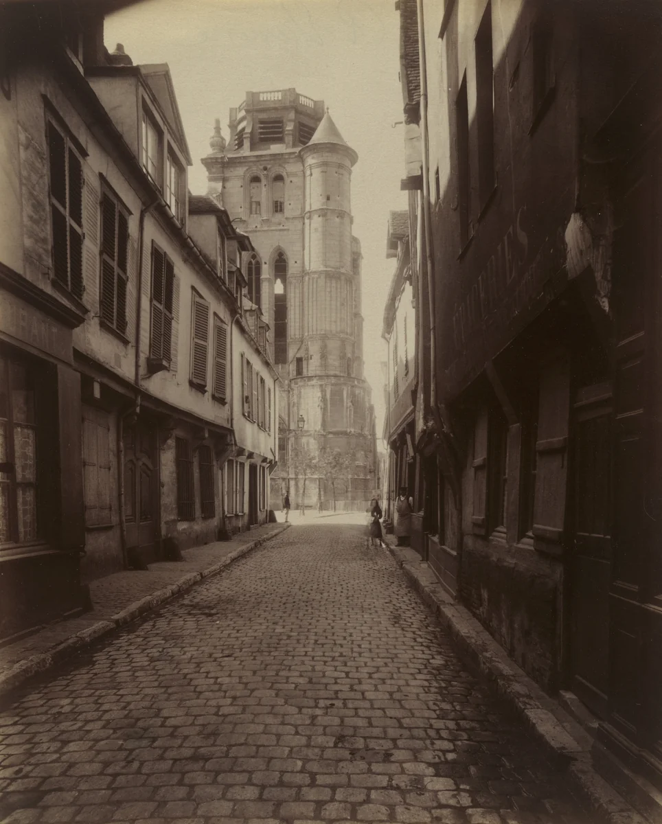 Beauvais. Rue Etamine by Eugène Atget, photograph, 1904