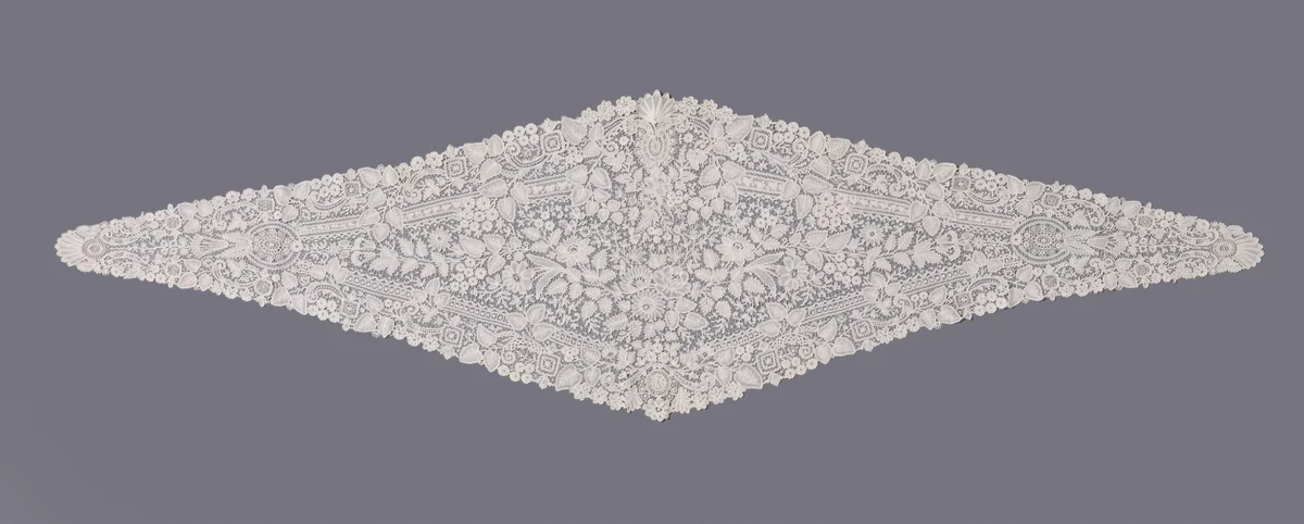 Fichu van gemengde kant met ruit by anonymous, other, 1875-1894