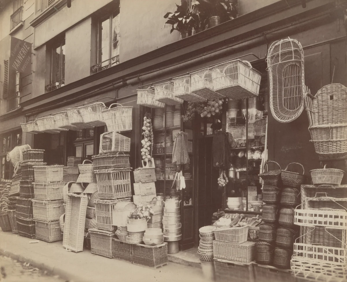 Untitled by Eugène Atget, photograph, 1910