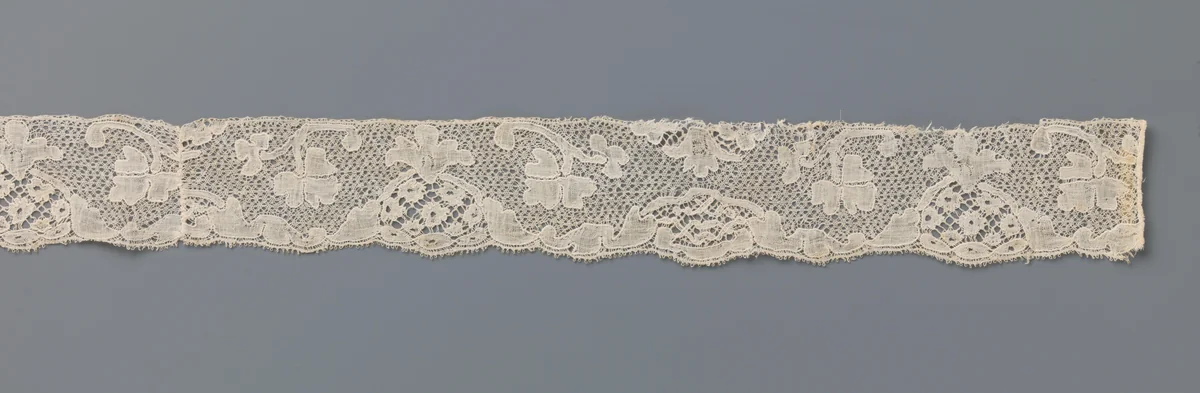 Strook kloskant met ananasvormige reserve by anonymous, other, 1725-1745