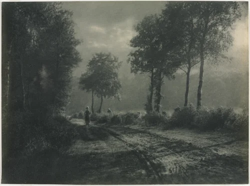 Women on a Country Road by Léonard Missone, photograph, 1923-1933