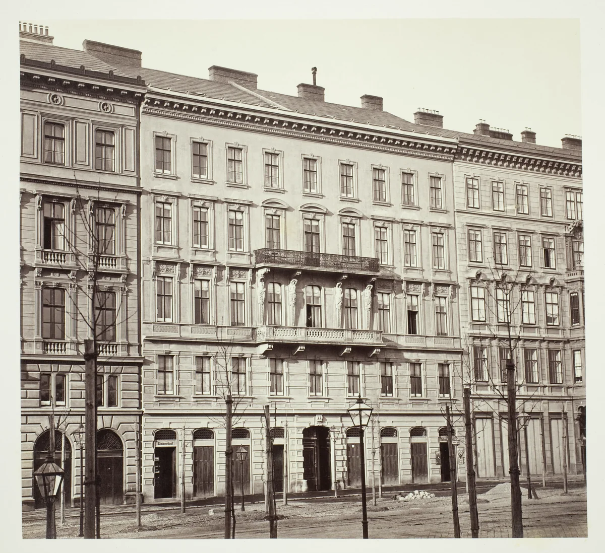 Opern-Ring No. 19, Wohnhaus des Herrn Karl Herzfeld by Artist Unknown, photograph, 1860-1869