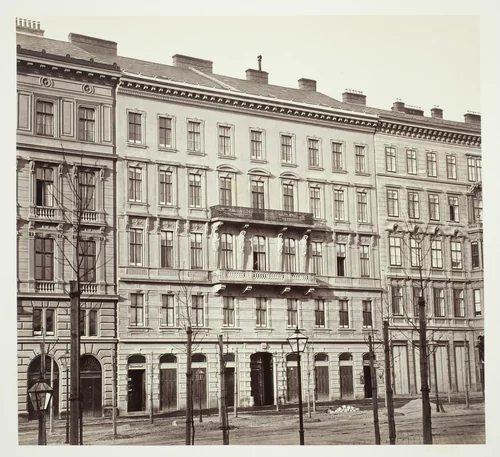 Opern-Ring No. 19, Wohnhaus des Herrn Karl Herzfeld by Artist Unknown, photograph, 1860-1869