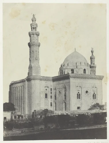 Mosquée de Sultan Haçan, Le Kaire, plate 5 from the album "Egypte, Nubie, Palestine et Syrie" (1852) by Maxime Du Camp, photograph, 1849-1851