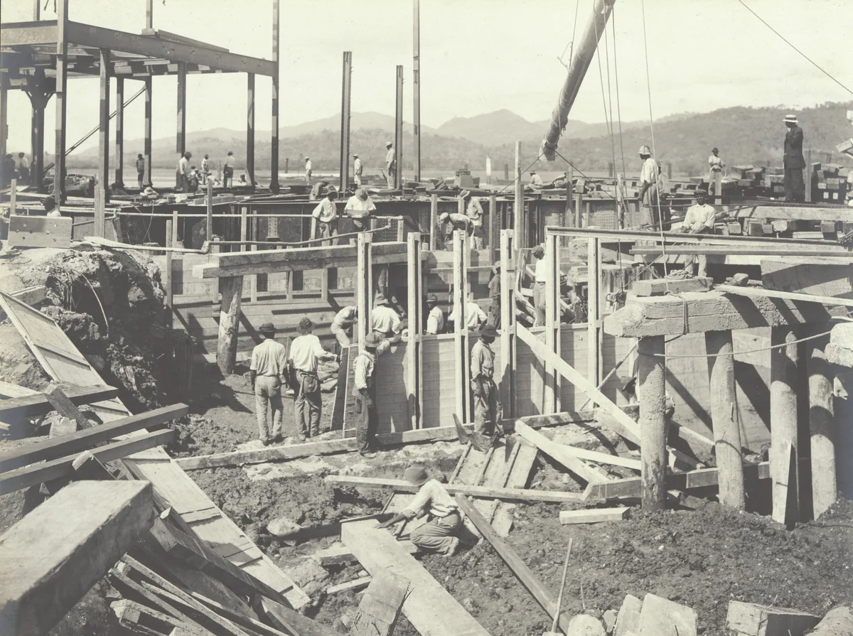 Balboa Terminals. Reloader and Unloader Wharves by Unidentified Photographer, photograph, 1916