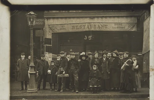 Mon Riol Restaurant, Bière La Meuse, Société des produits "As de Trèfle," Paris by Unidentified Photographer, photograph, 1907
