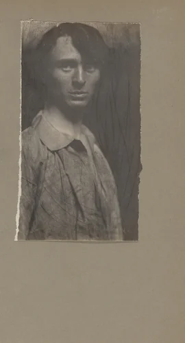 Portrait of Edward Steichen by Gertrude Käsebier, photograph, 1901