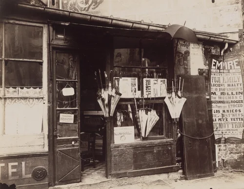 Rue Dussoubs by Eugène Atget, photograph, 1914