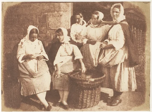 Newhaven Fishwives by Hill and Adamson, photograph, 1843-1847