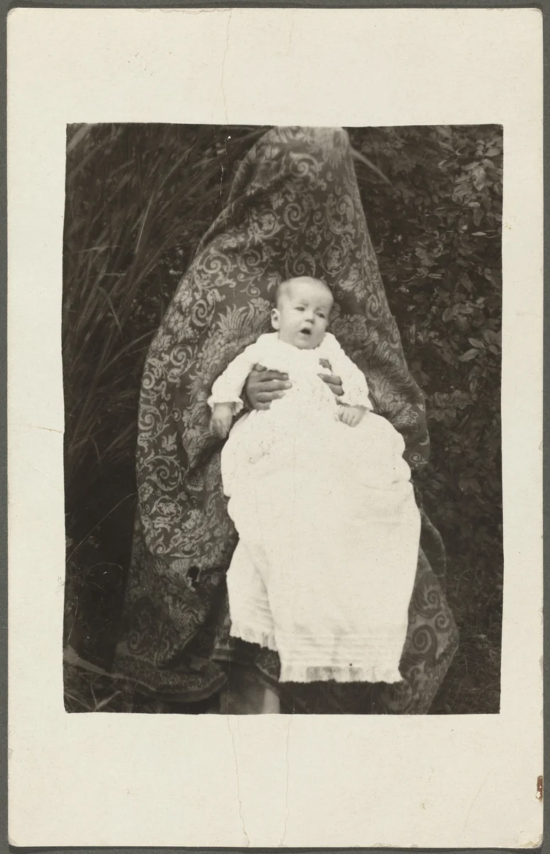"Bess" by American 20th Century, photograph, 1900-1910