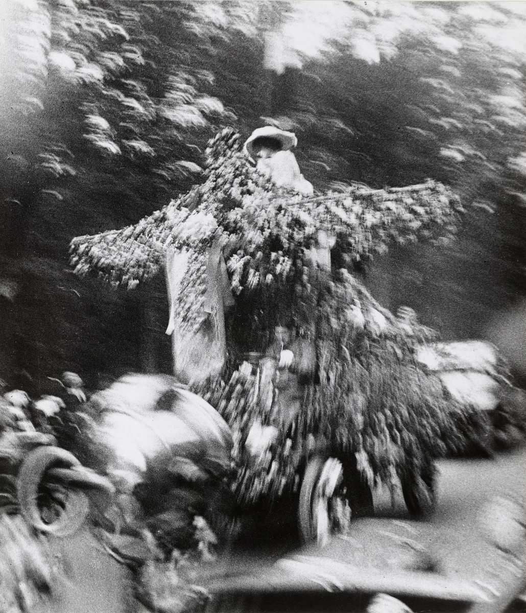 Paris, Avenue des Acacias by Jacques-Henri Lartigue, photograph, 1911