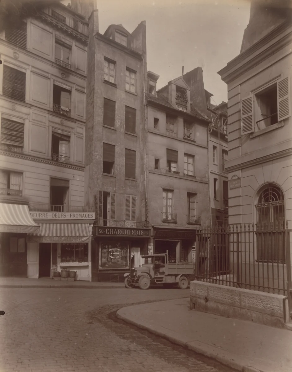 Rue de la Montagne-Sainte-Geneviève by Eugène Atget, photograph, 1926