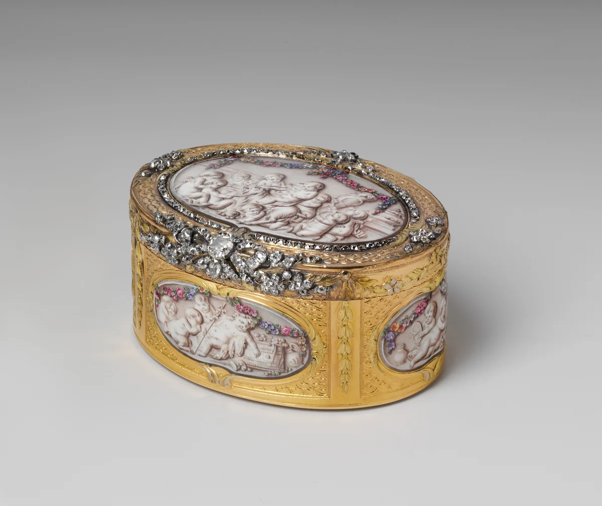 Snuffbox with six scenes of putti at play by Jean Georges, metalwork, 1756-1766