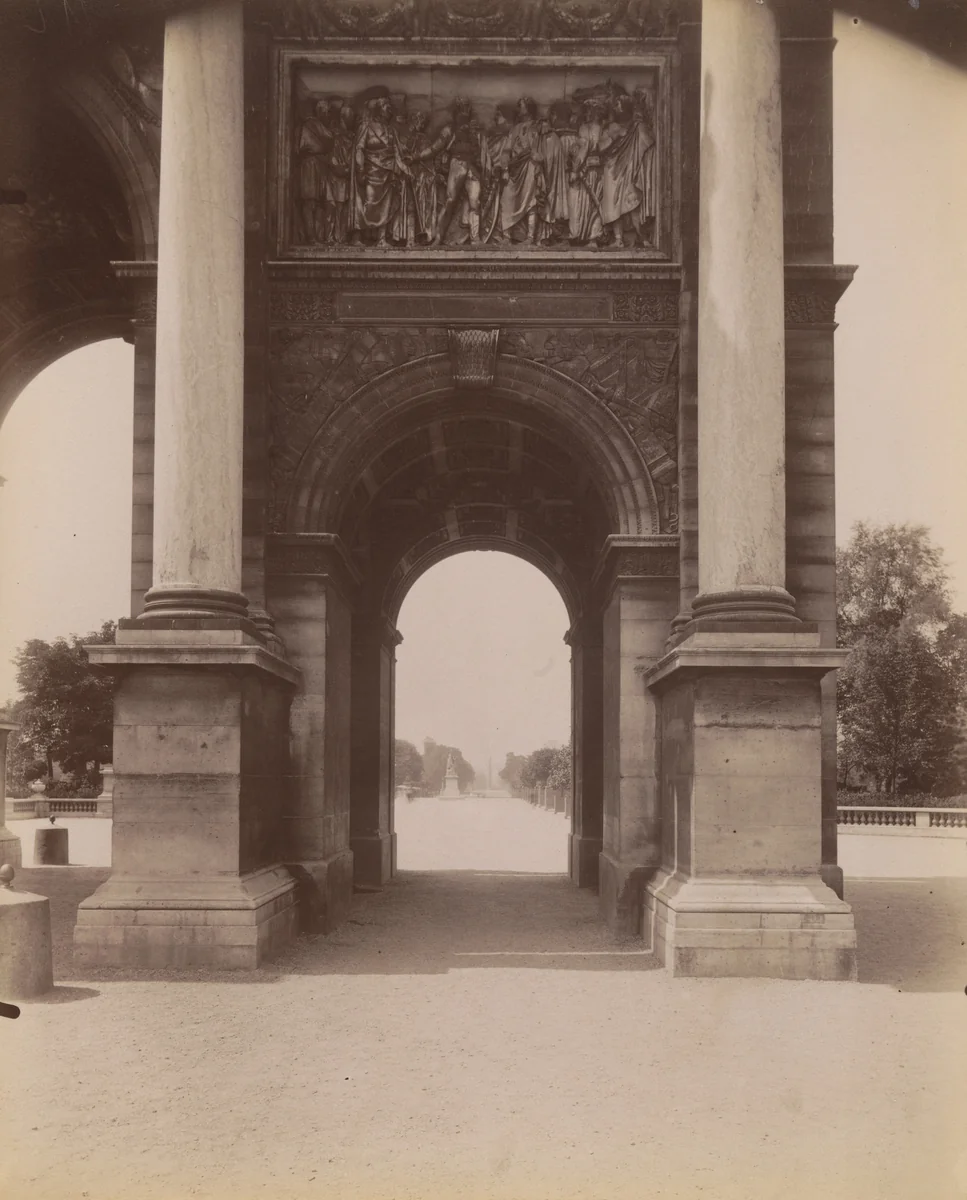 Place du Carrousel, Arc de Triomphe du Carrousel by Eugène Atget, photograph, 1911