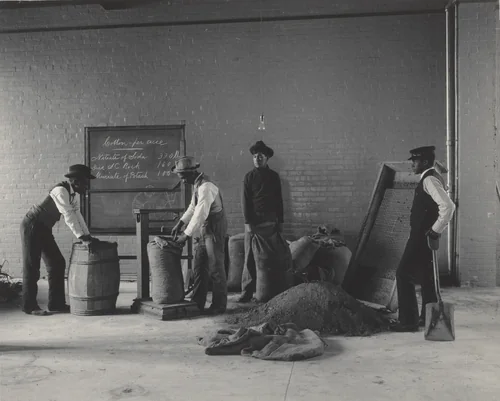Agriculture, Mixing Fertilizer, The Hampton Institute, Hampton, Virginia by Frances Benjamin Johnston, photograph, 1899