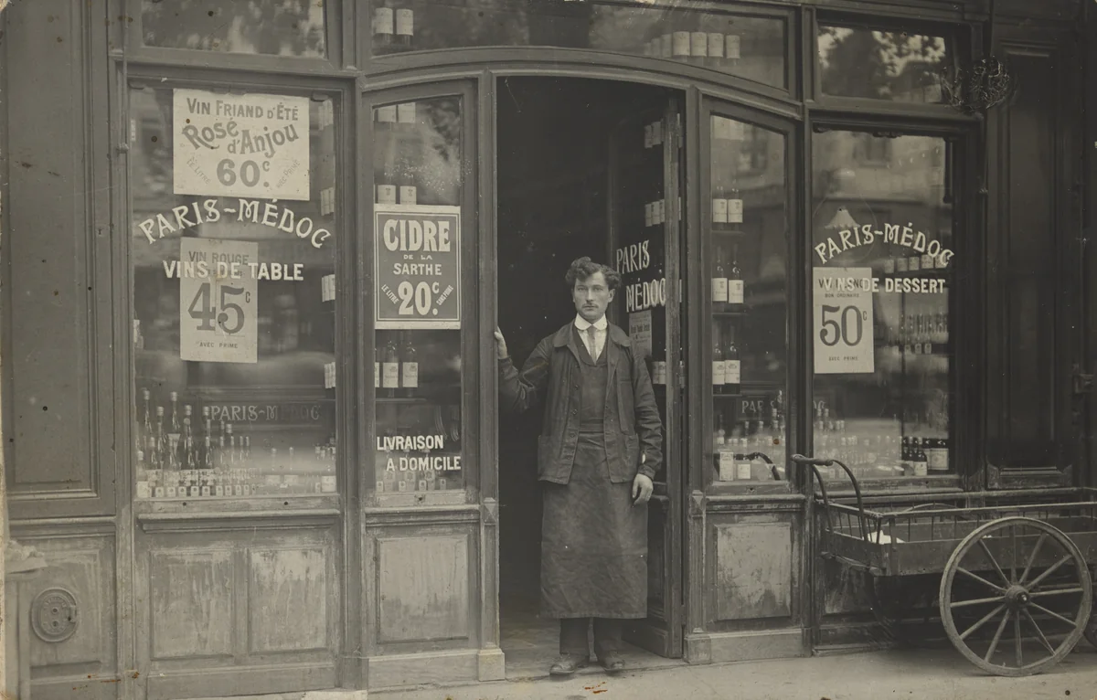 Paris - Médoc by Unidentified Photographer, photograph, 1913
