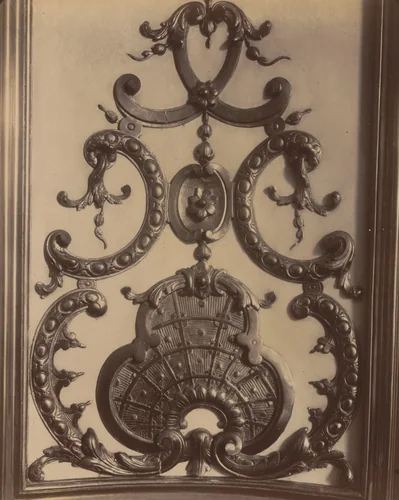 Ambassade d'Autriche by Eugène Atget, photograph, 1905