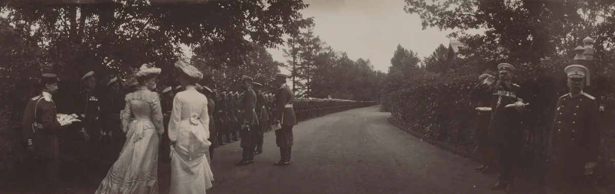 Alexandra Feodorovna and Xenia Alexandrovna, Backs of Dresses by Unidentified Photographer, photograph, 1903