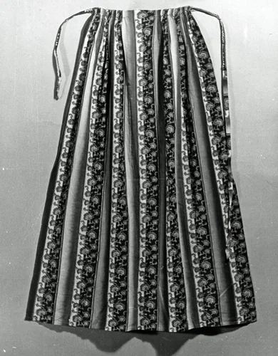 Apron by England, textile, 1840-1860