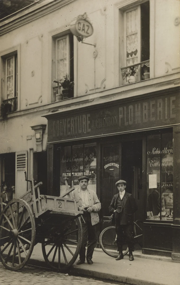 Couverture - plomberie, Paris by Unidentified Photographer, photograph, 1907