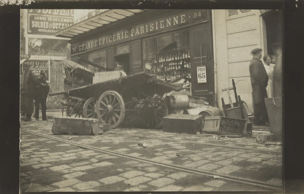 Grande épicerie parisienne, Paris by Unidentified Photographer, photograph, 1910