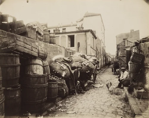 Porte D'asnières. Cité Trébert by Eugène Atget, photograph, 1913