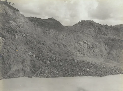 Gaillard Cut. Cucaracha slide from Contractor's Hill by Unidentified Photographer, photograph, 1915