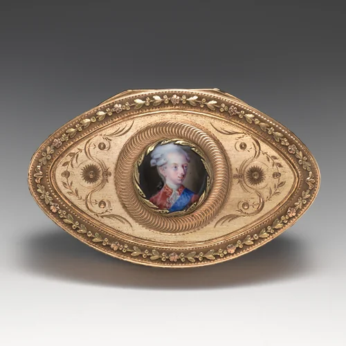 Snuffbox with portrait of Christian VII (1749-1808) by Georg Christian Seiptius, metalwork, 1775-1805