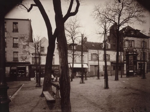 Place du Tertre by Eugène Atget, photograph, 1922